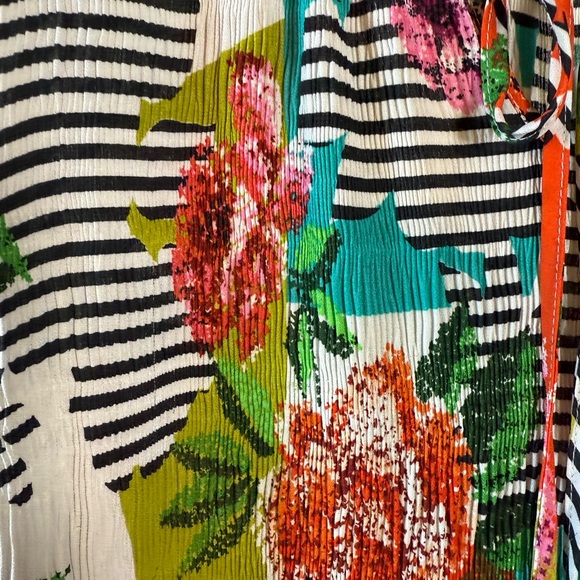 Bohemian Bright Floral Tunic Top Lightweight Stretch Blouse Ruffle Modest Office - Picture 5 of 11